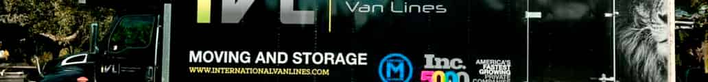 International Van Lines  logo