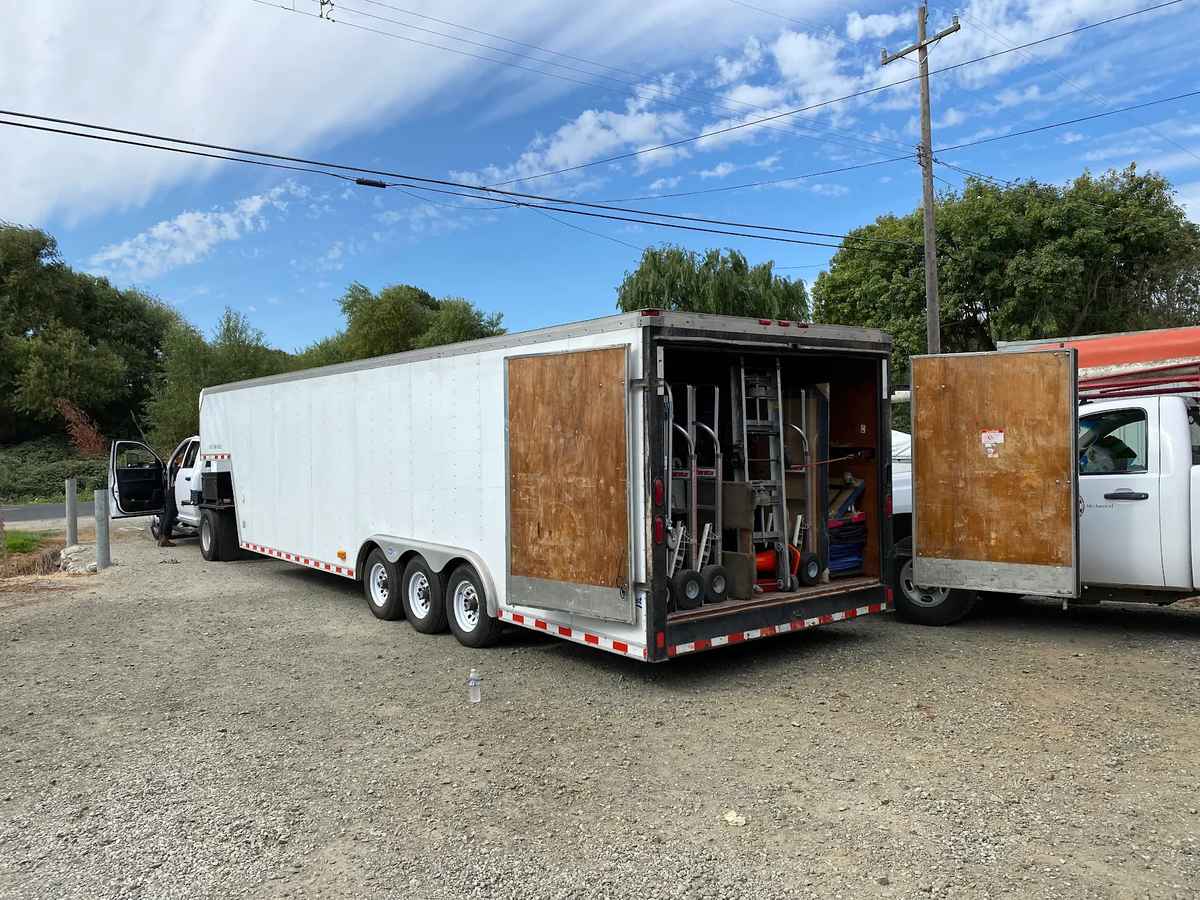 Movers With Maneuvers - Image 4