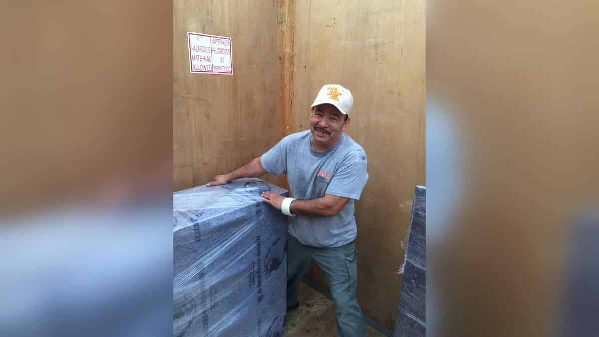 Miracle Moving logo (MM)