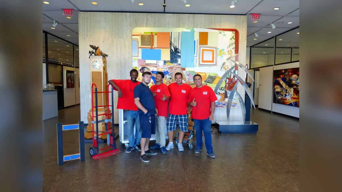 MGM Movers logo (MM)