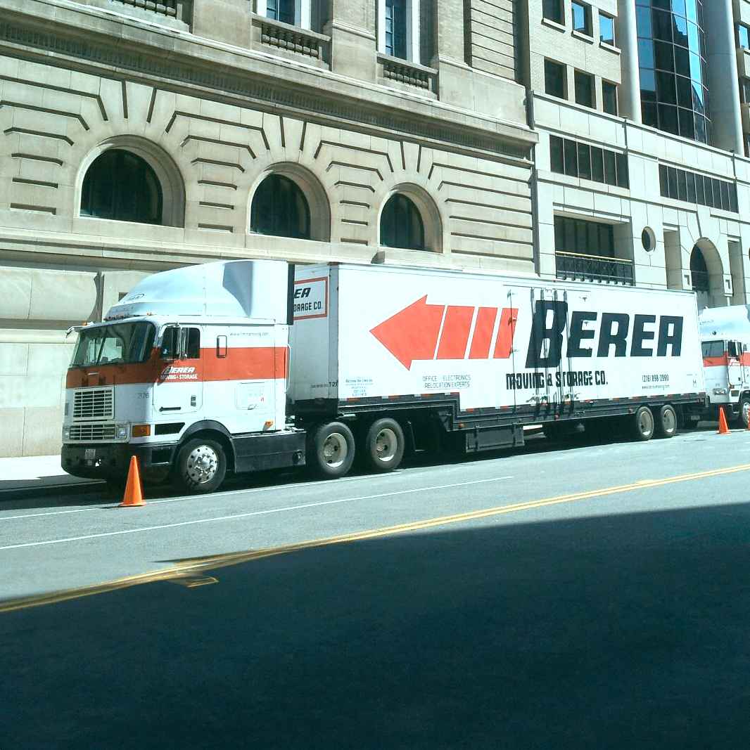 Berea Moving logo (BM)