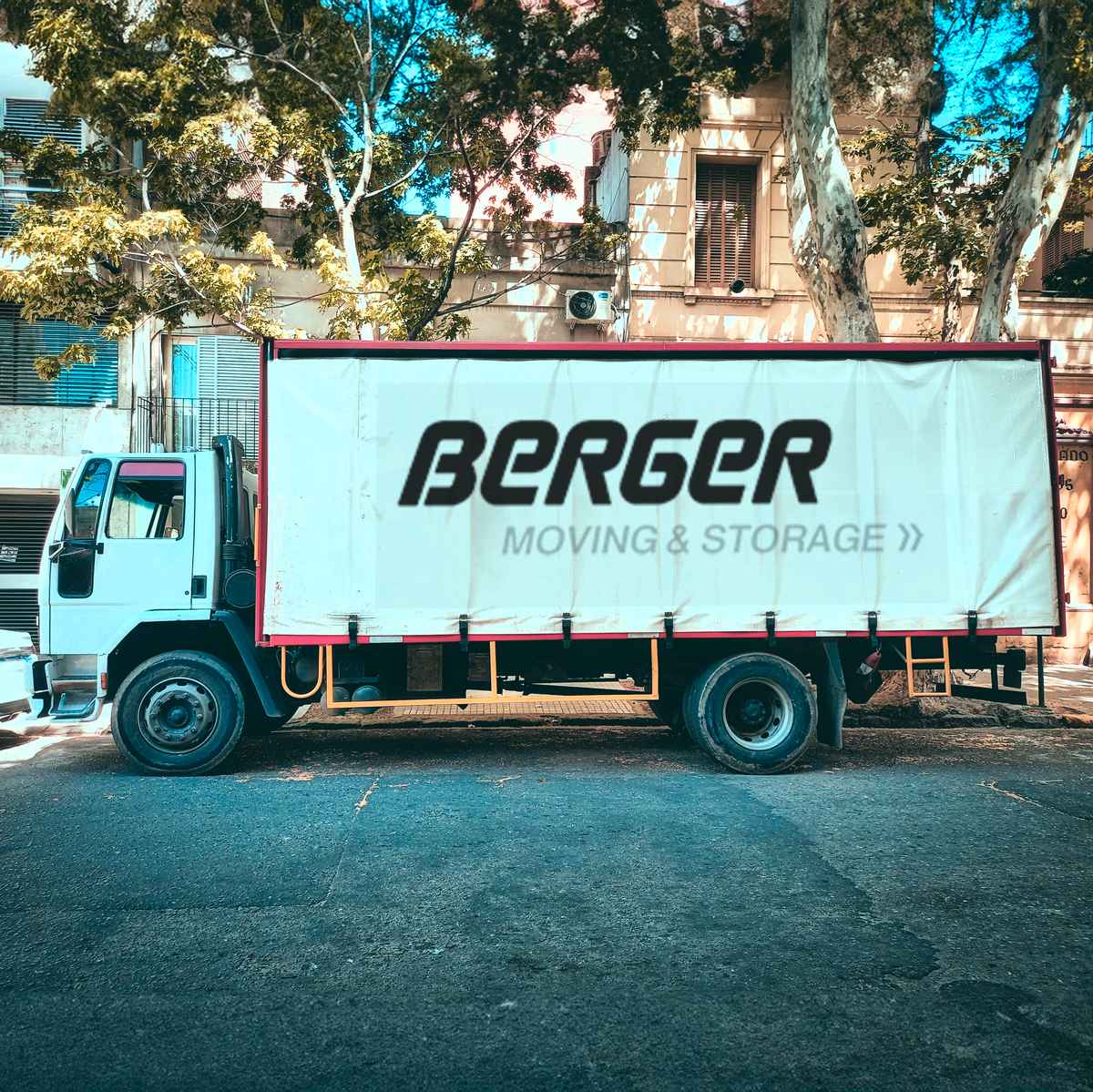 Berger Moving & Storage logo (BM&)
