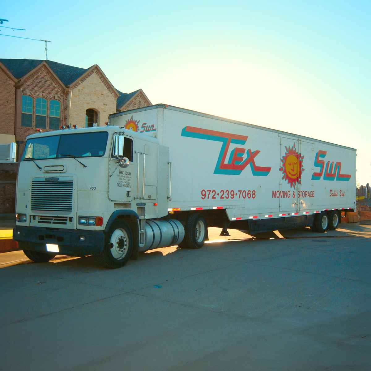 TexSun Moving & Storage logo (TM&)
