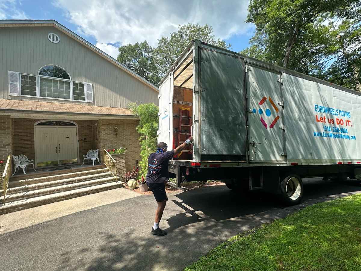 Eurowheels Moving - Image 5