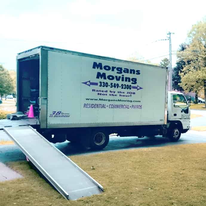 Morgan's Moving logo (MM)