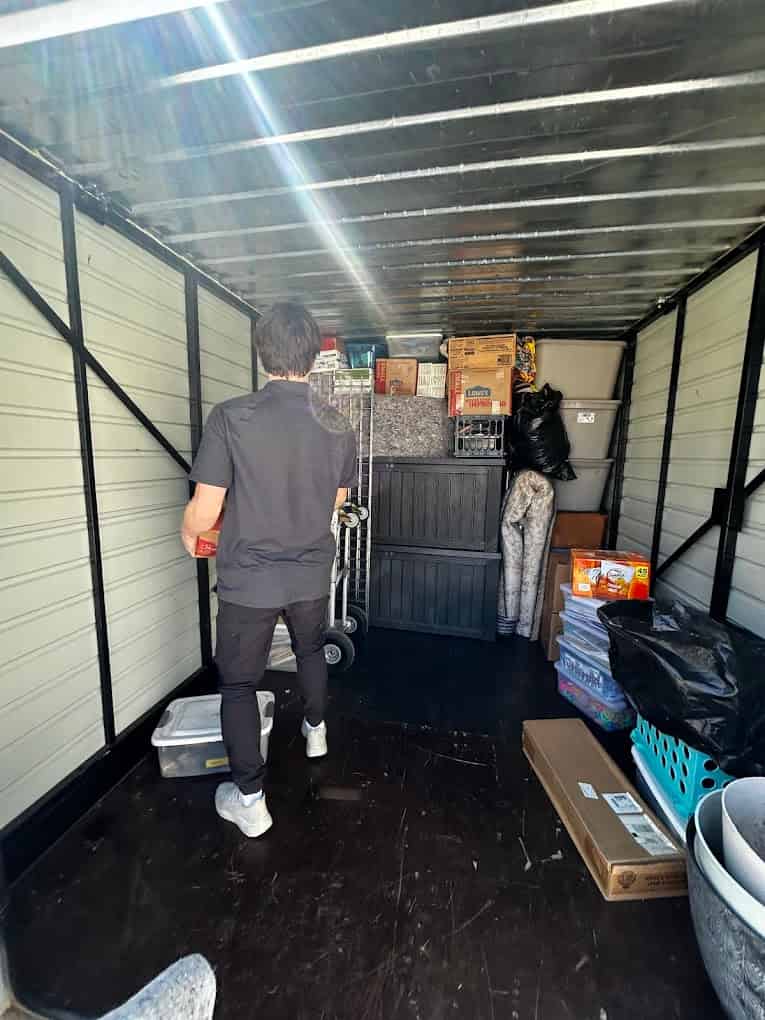 Moving Mates - Image 1