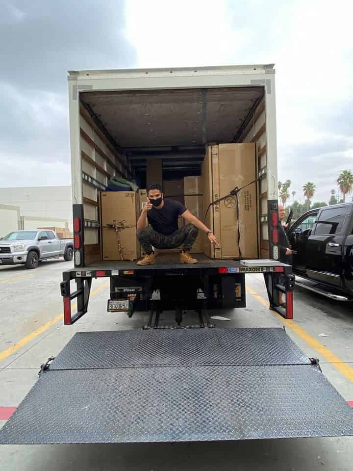 OH SHIP! MOVING AND HAULING - Image 4