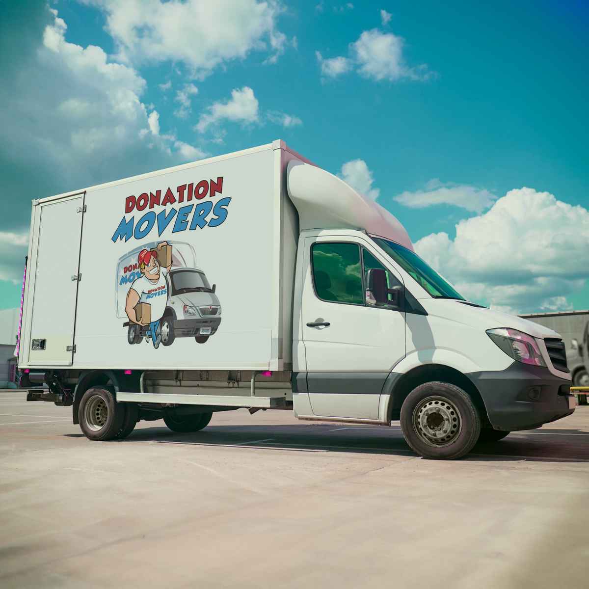 Donation Movers logo (DM)