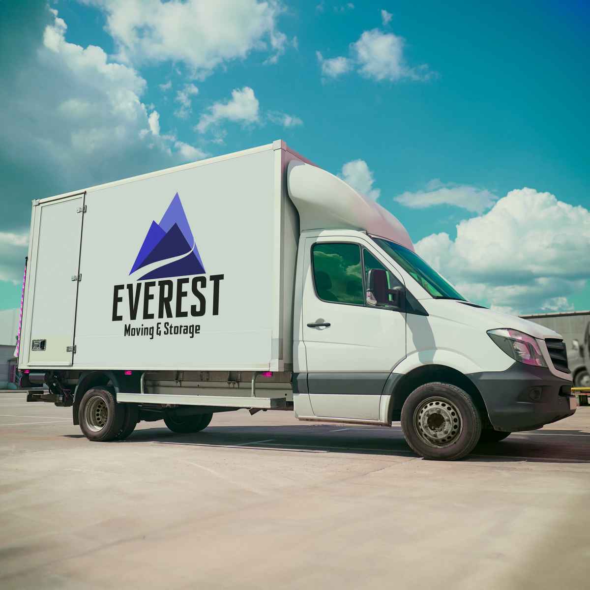 Everest Moving & Storage logo (EM&)
