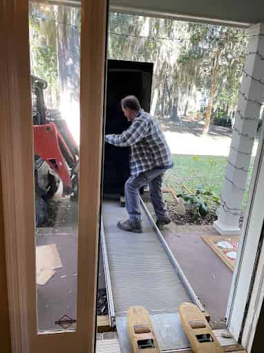 Speciality Moving & Delivery - Image 1