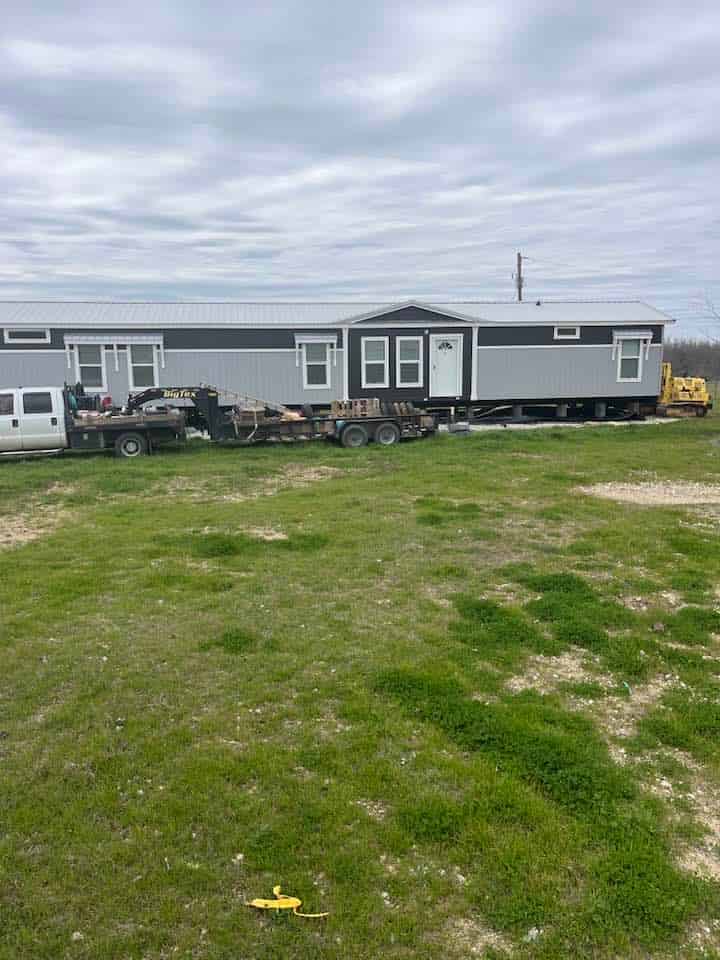 Bog's Mobile Home Transport - Image 2