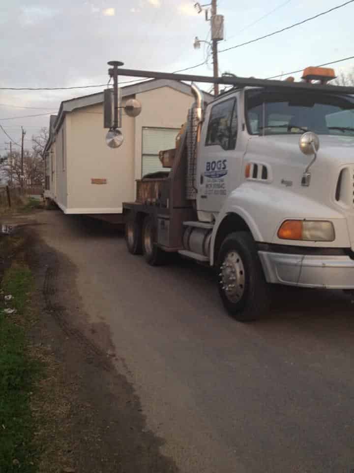 Bog's Mobile Home Transport - Image 3