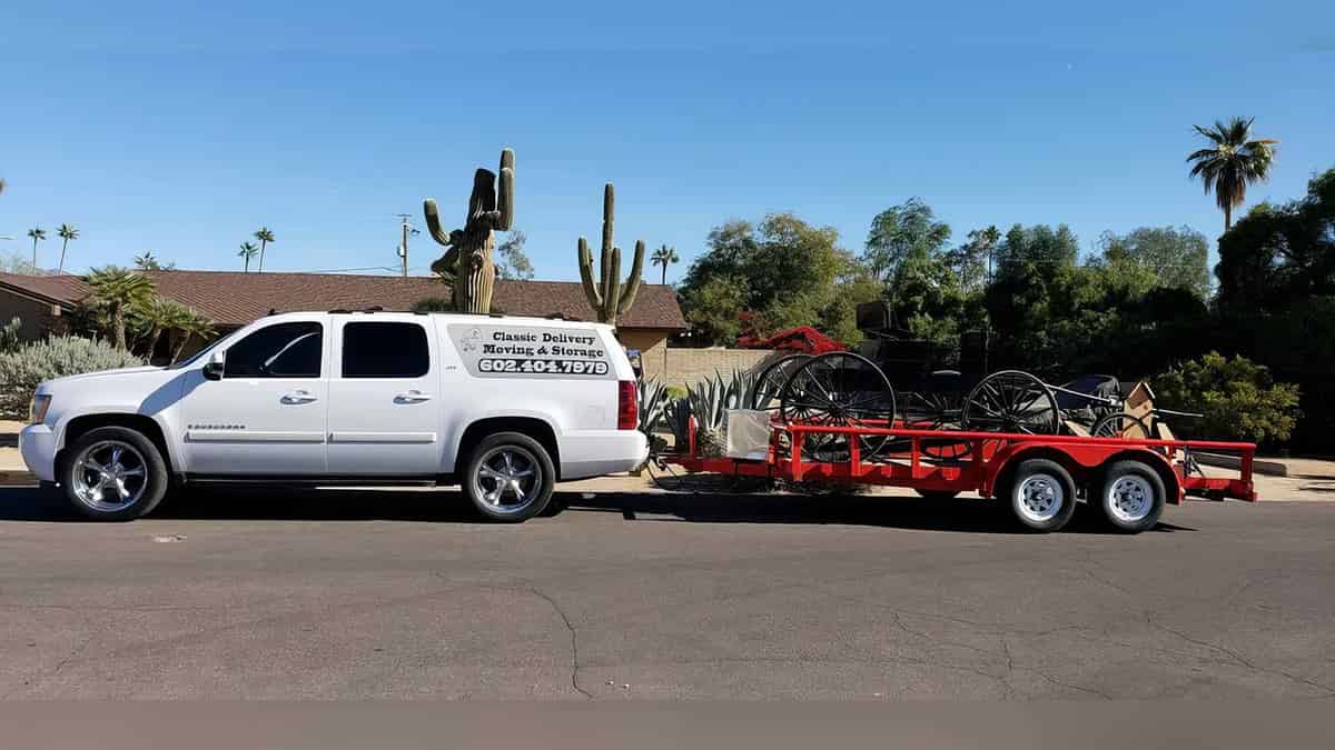 Classic Delivery & Moving logo