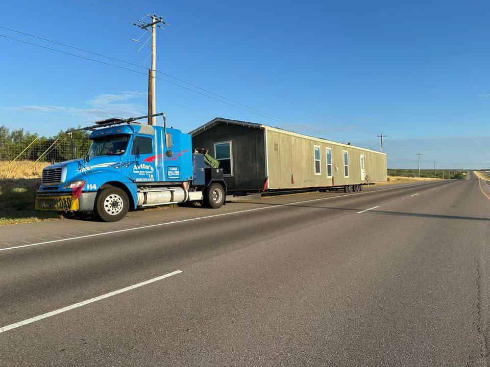 Avila's Mobile Home Transport - Image 4