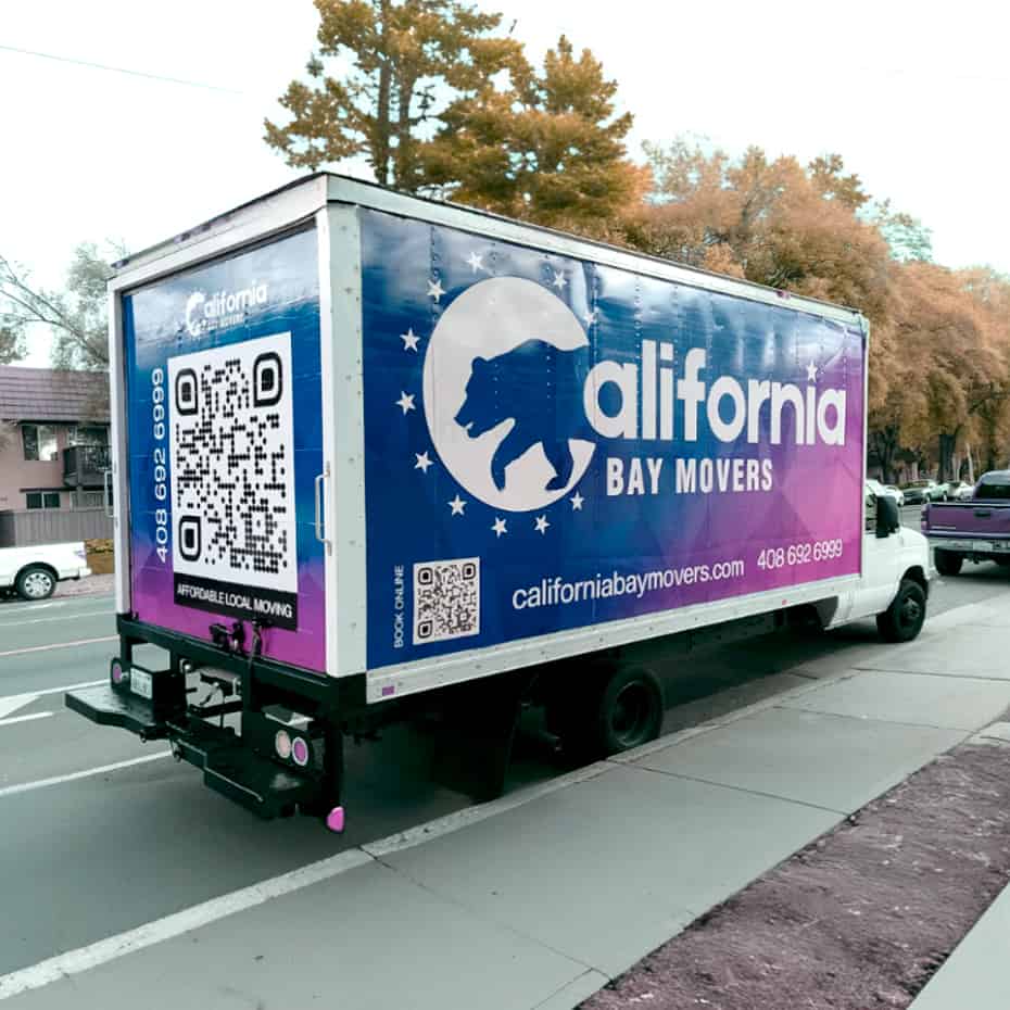 California Bay Movers logo