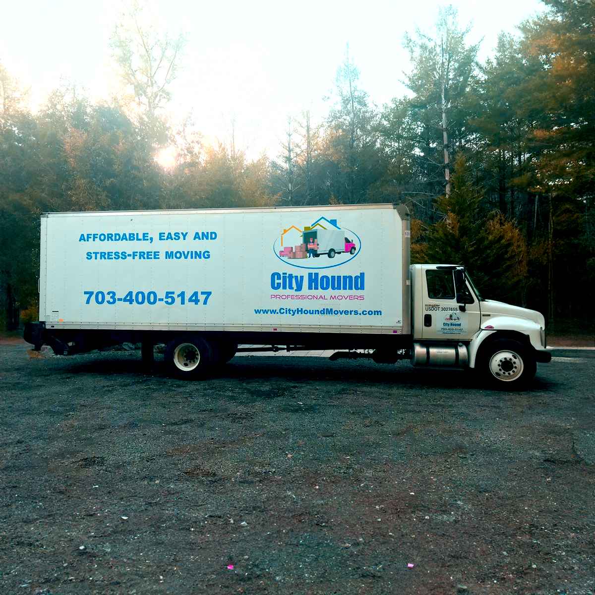 City Hound Professional Movers logo