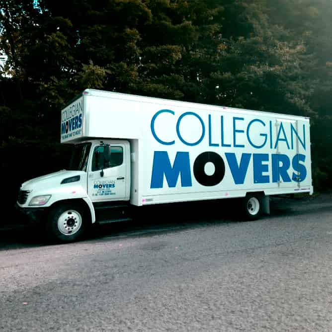 Collegian Movers Inc  logo