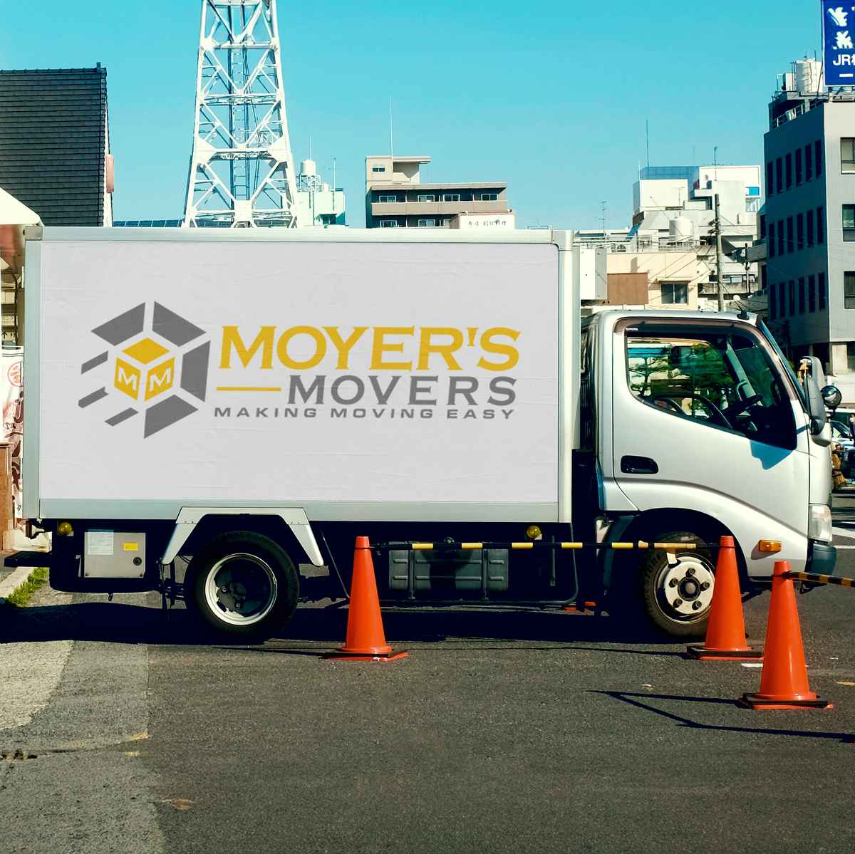 Moyer's Movers logo