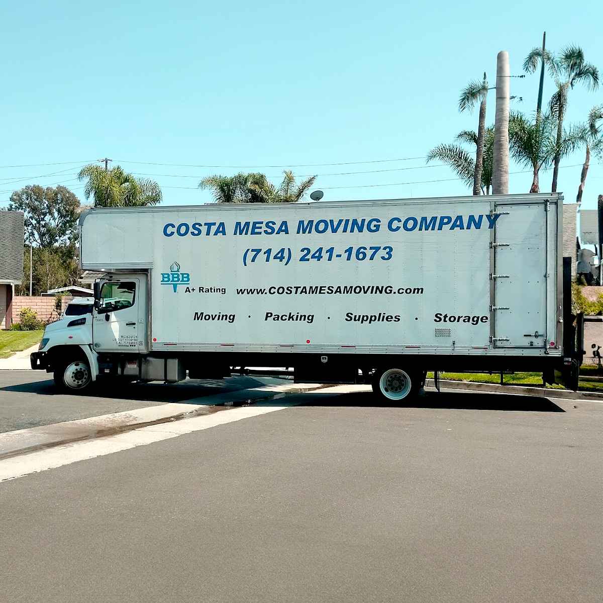Costa Mesa Moving logo