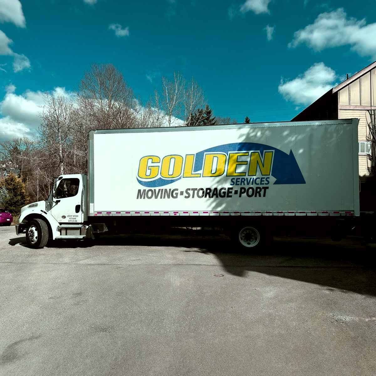 Golden Services logo