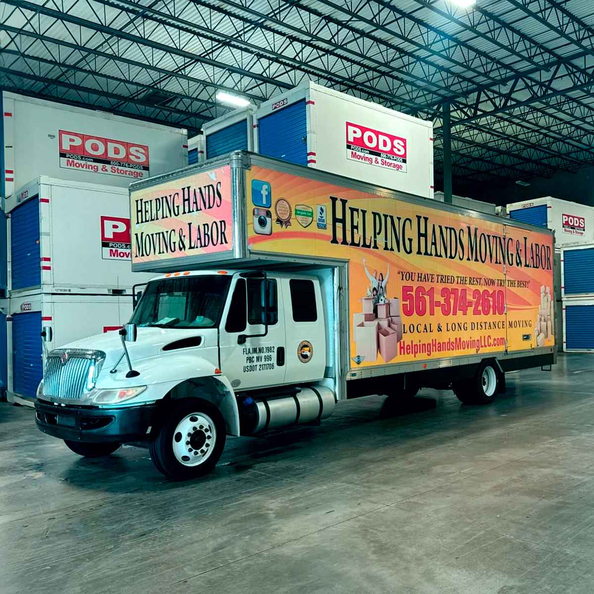 Helping Hands Moving LLC logo