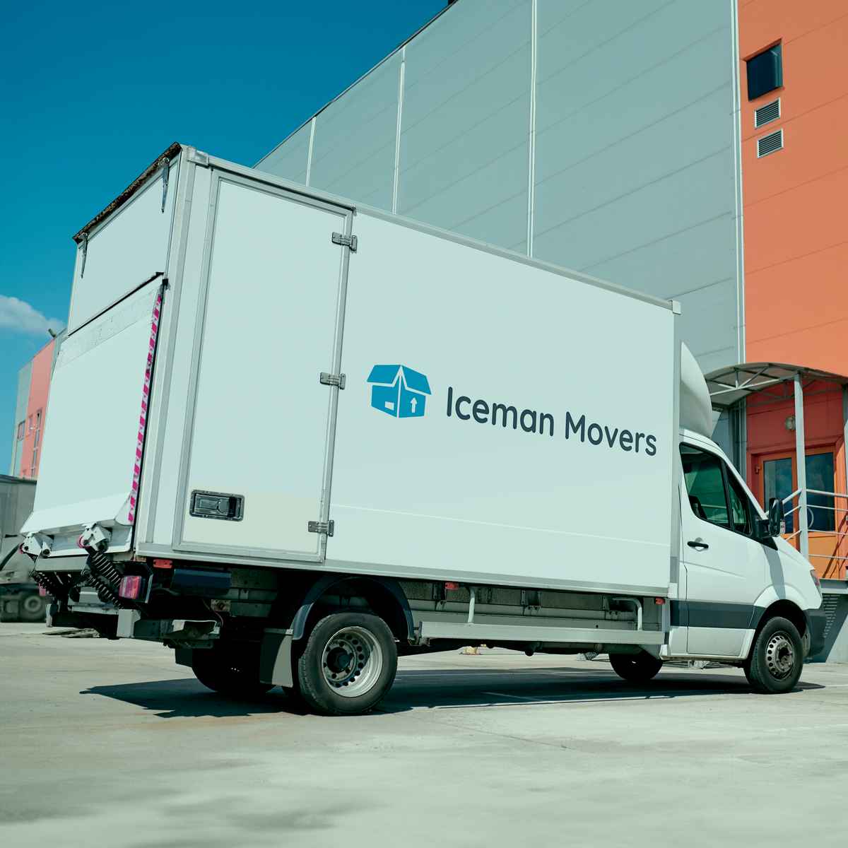 Iceman Movers logo