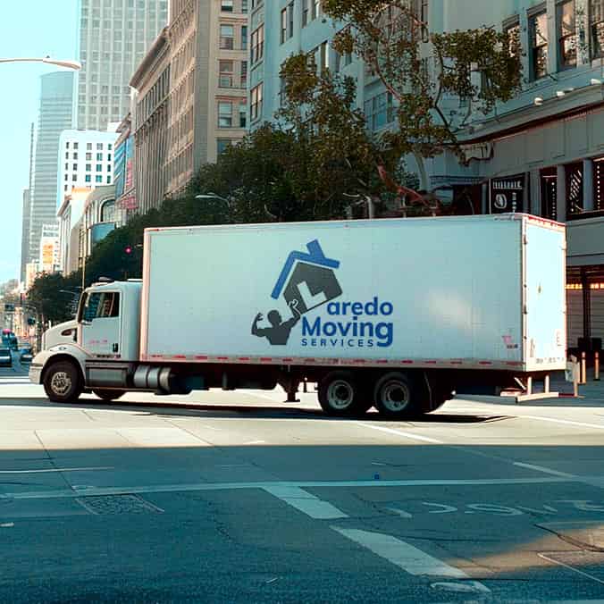 Laredo Moving Services logo