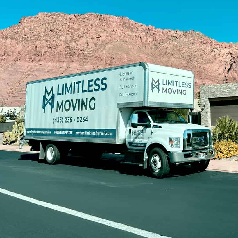Limitless Moving logo