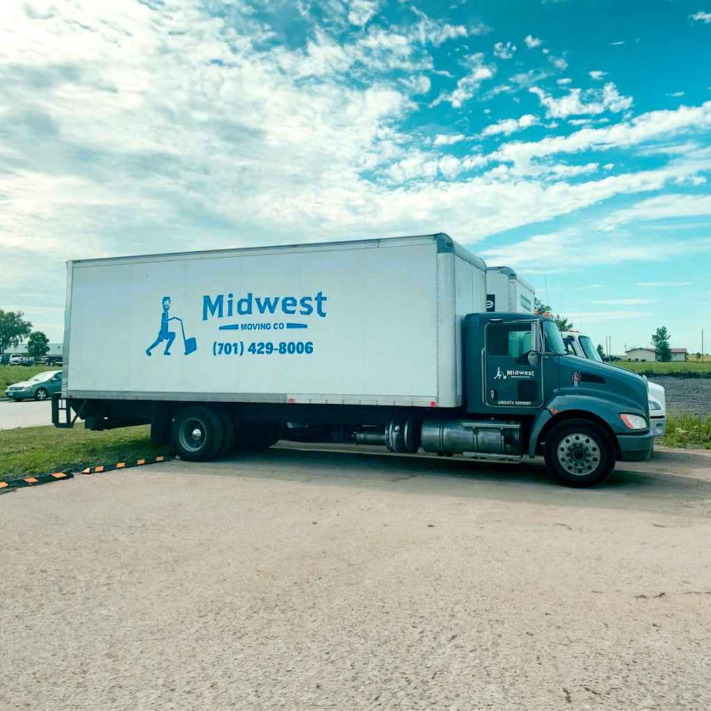 Midwest Moving Company logo
