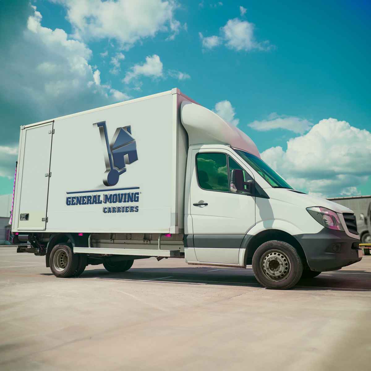General Moving Carriers logo