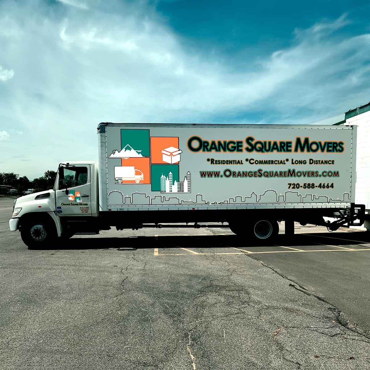 Orange Square Movers logo