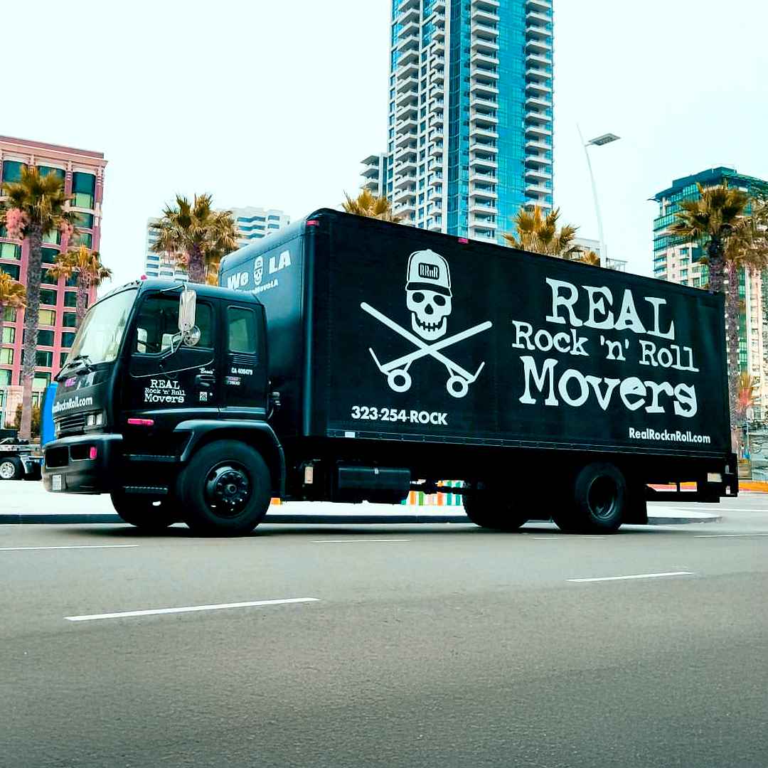 REAL RocknRoll Movers logo