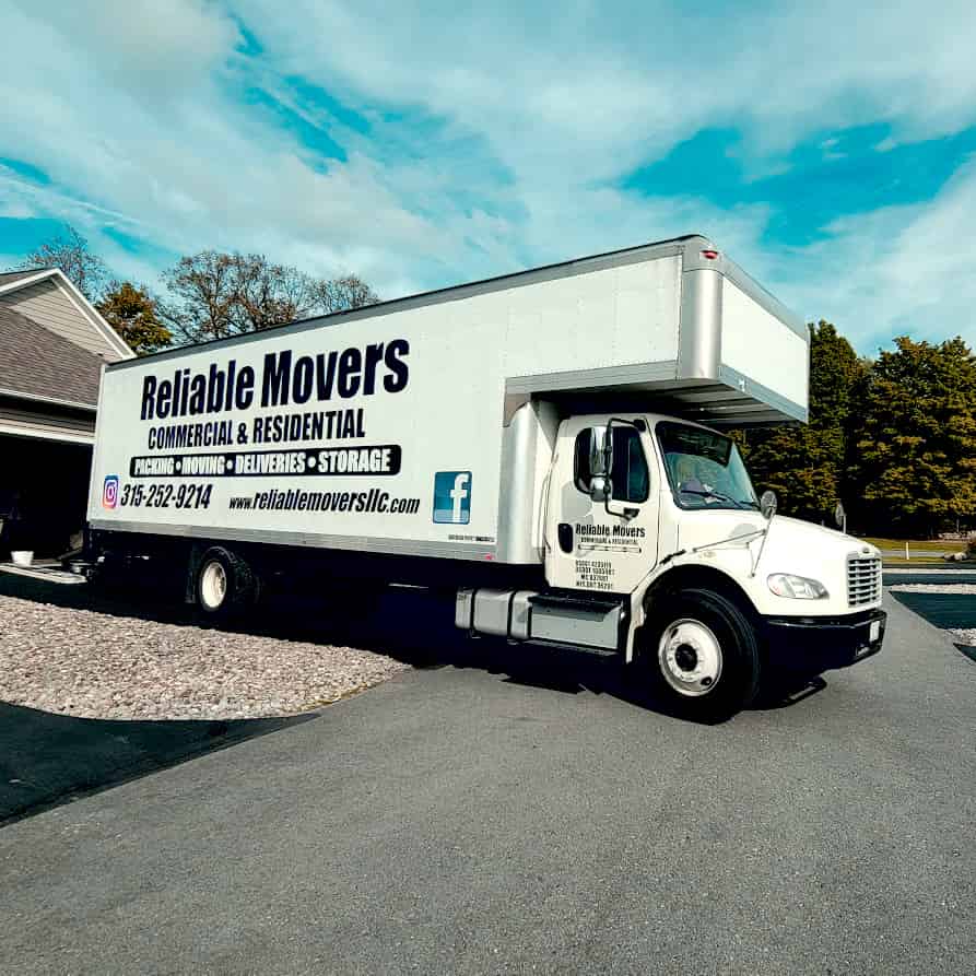 Reliable Movers logo