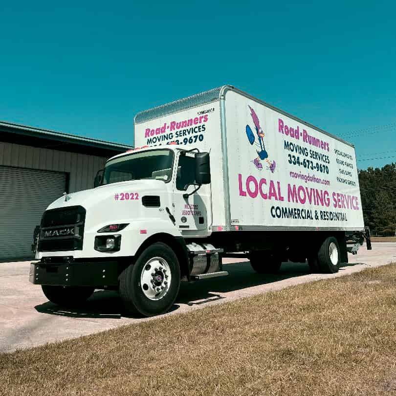 Road-Runners Moving Services logo