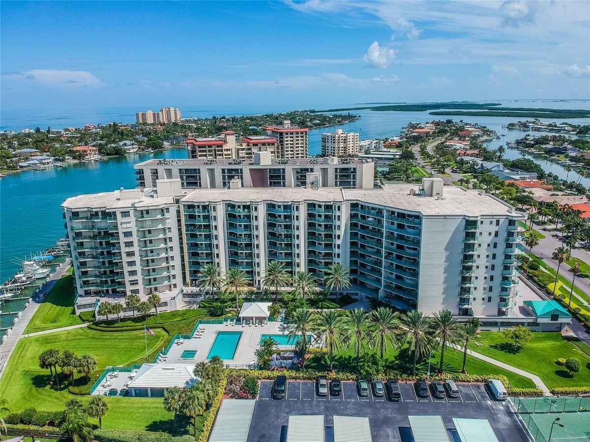 the view from the balcony of the condo at the landings in forto, florida