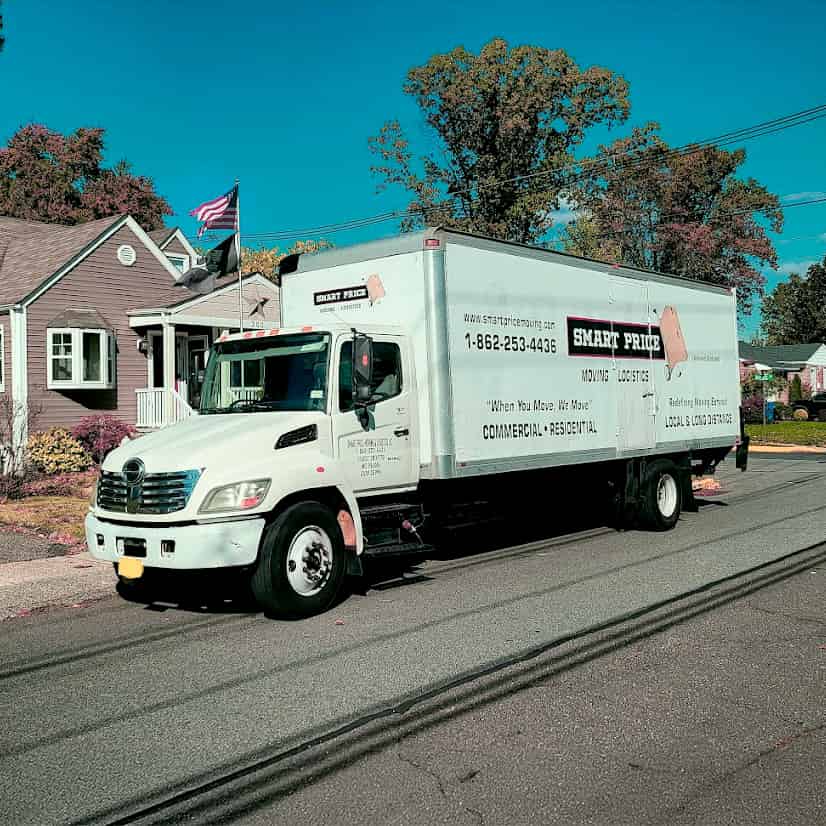 Smart Price Moving and Logistics LLC logo