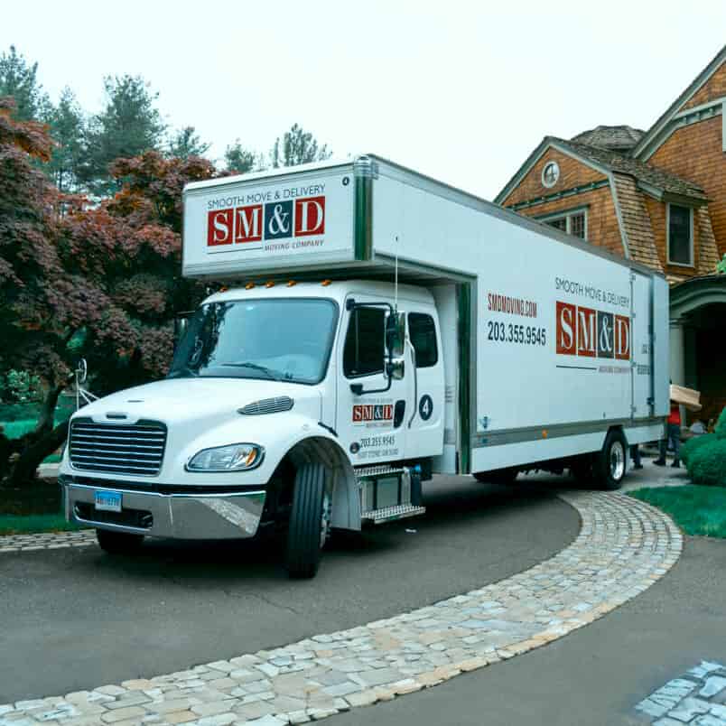 Smooth Move and Delivery LLC logo