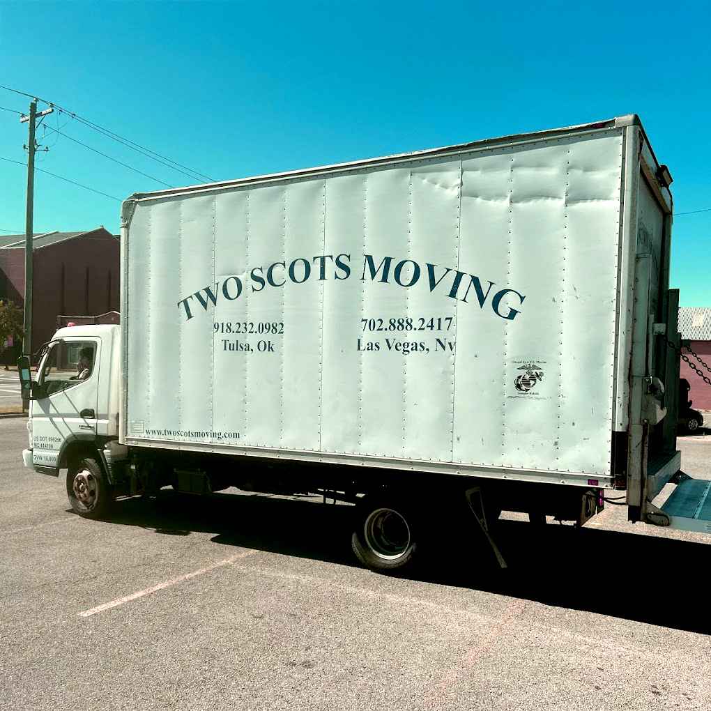 Two Scots Moving logo