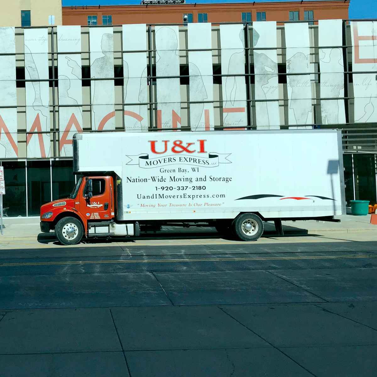 U & I Movers Express logo