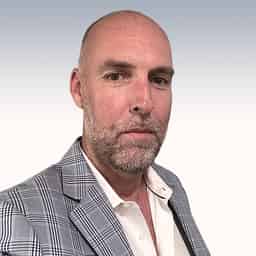 RE/MAX Real Estate Specialists
